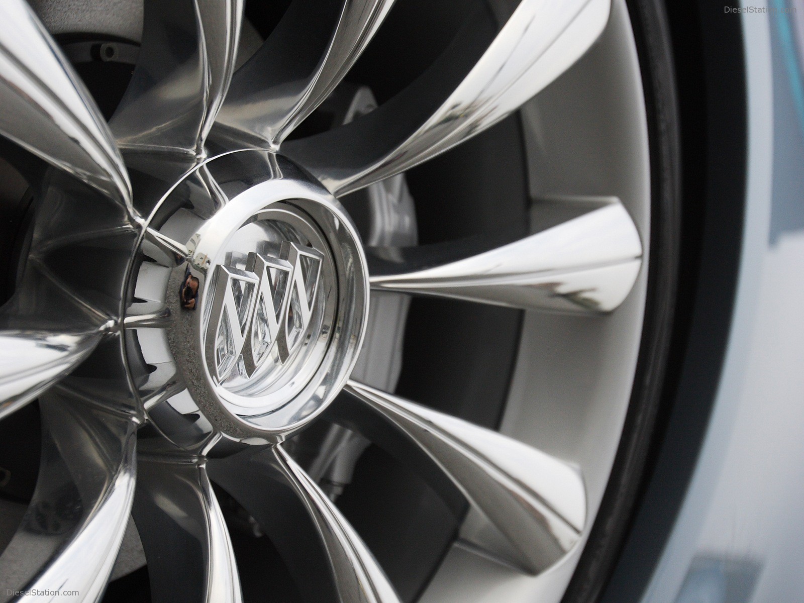 Buick Riviera Concept unveiled in Shanghai